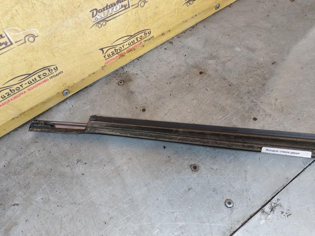 Молдинг стекла двери передней правой наружный XCTWLL Hyundai Trajet купить на авторазборке