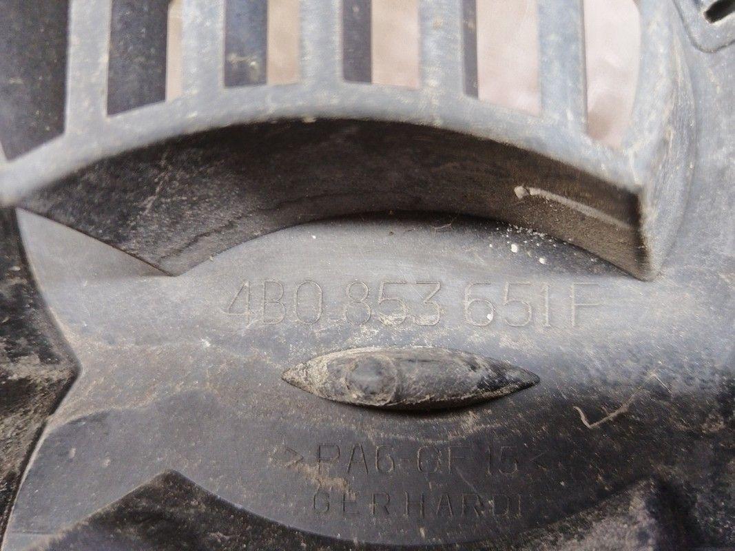 Решетка капота HVMAHA Audi A6 undefined