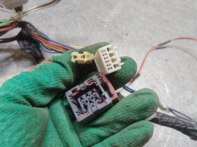 Проводка двери передней правой 9OWBJ3 Toyota Avensis купить с доставкой