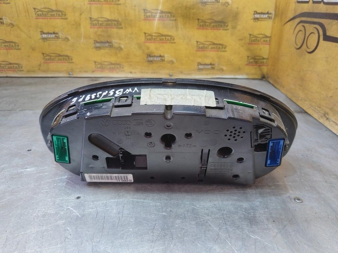 Щиток приборов (приборная панель) 65FC5H Volkswagen Passat купить в магазине запчастей бу