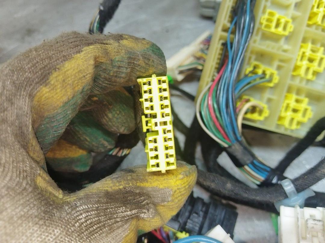 Проводка салона MHXSC1 Volvo V40 undefined