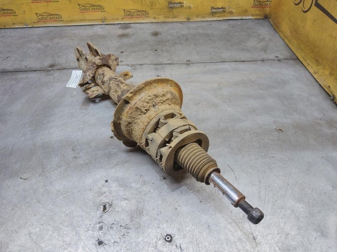 Амортизатор передний правый TC7K9K Renault Scenic RX4