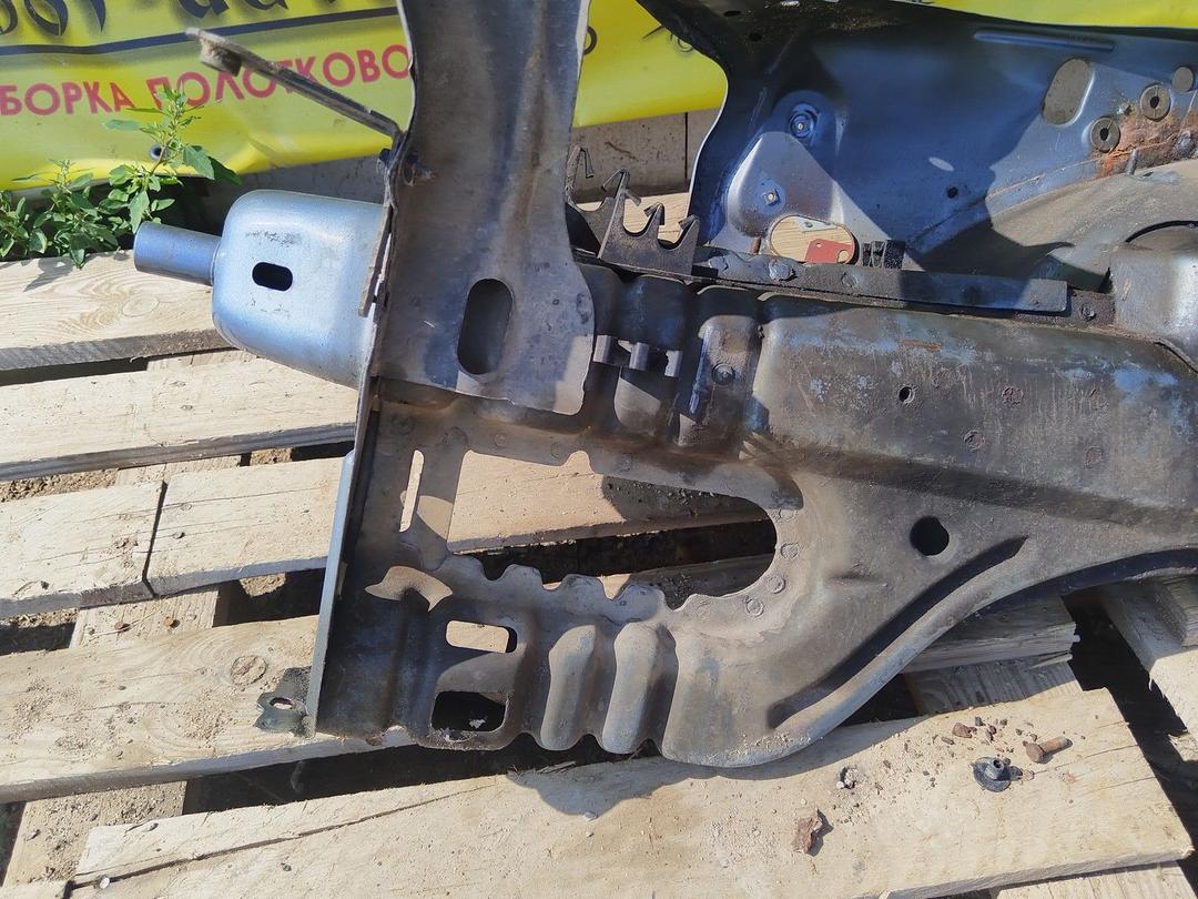 Лонжерон правый CBWXL3 Peugeot 406 undefined