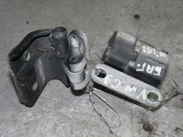 Петля крышки багажника NXM6QX Volkswagen Golf купить