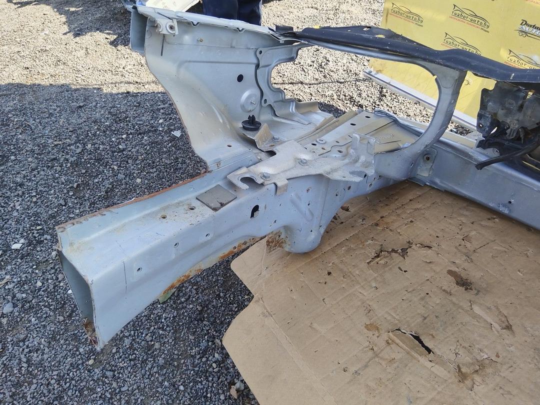 Передняя панель крепления облицовки (телевизор) G0PHCD Volvo V70 купить на авторазборке