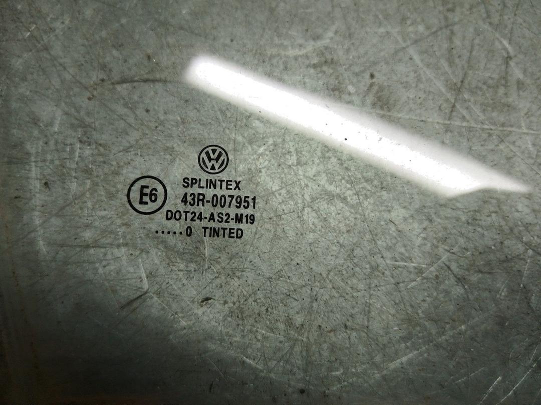 Стекло двери передней правой IOLLWF Volkswagen Golf купить