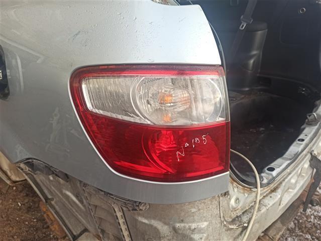 Фонарь задний левый 22ABAD Toyota Avensis Verso