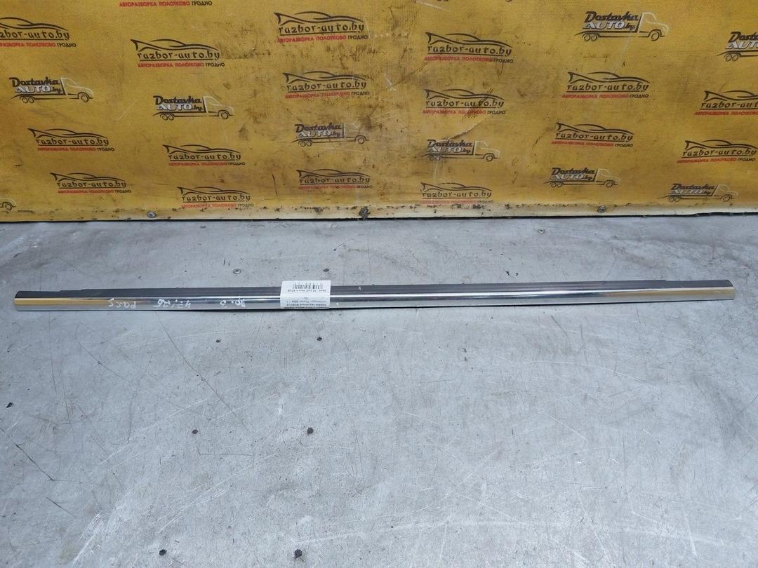 Молдинг стекла двери задней правой наружный 6OGCU2 Volkswagen Passat