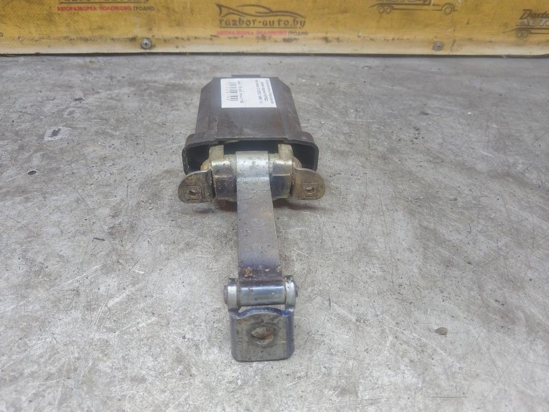 Ограничитель открывания двери задней 60P9ZU Mercedes C W202 undefined