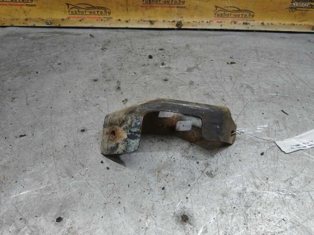 Кронштейн Q4DTWM Audi 100 купить