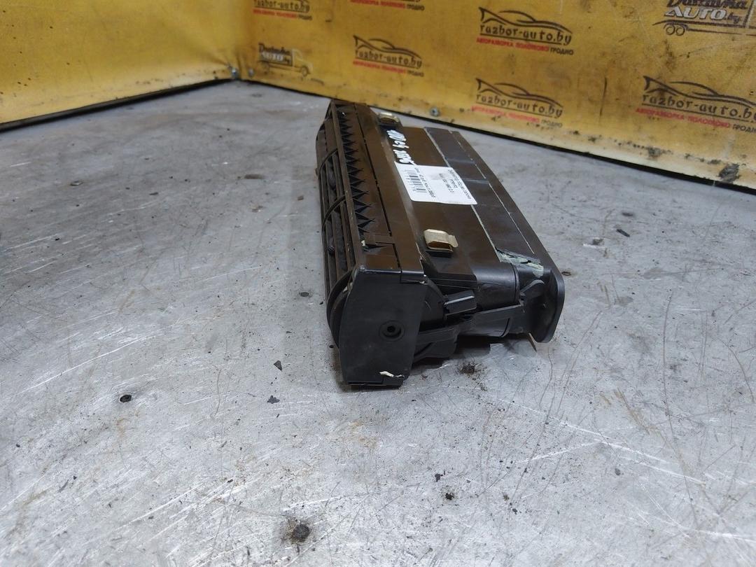 Дефлектор обдува салона P7RYF3 Audi 100 купить