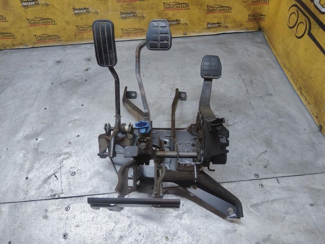 Узел педальный (блок педалей) 89OEYL Volkswagen Sharan - Фото 1