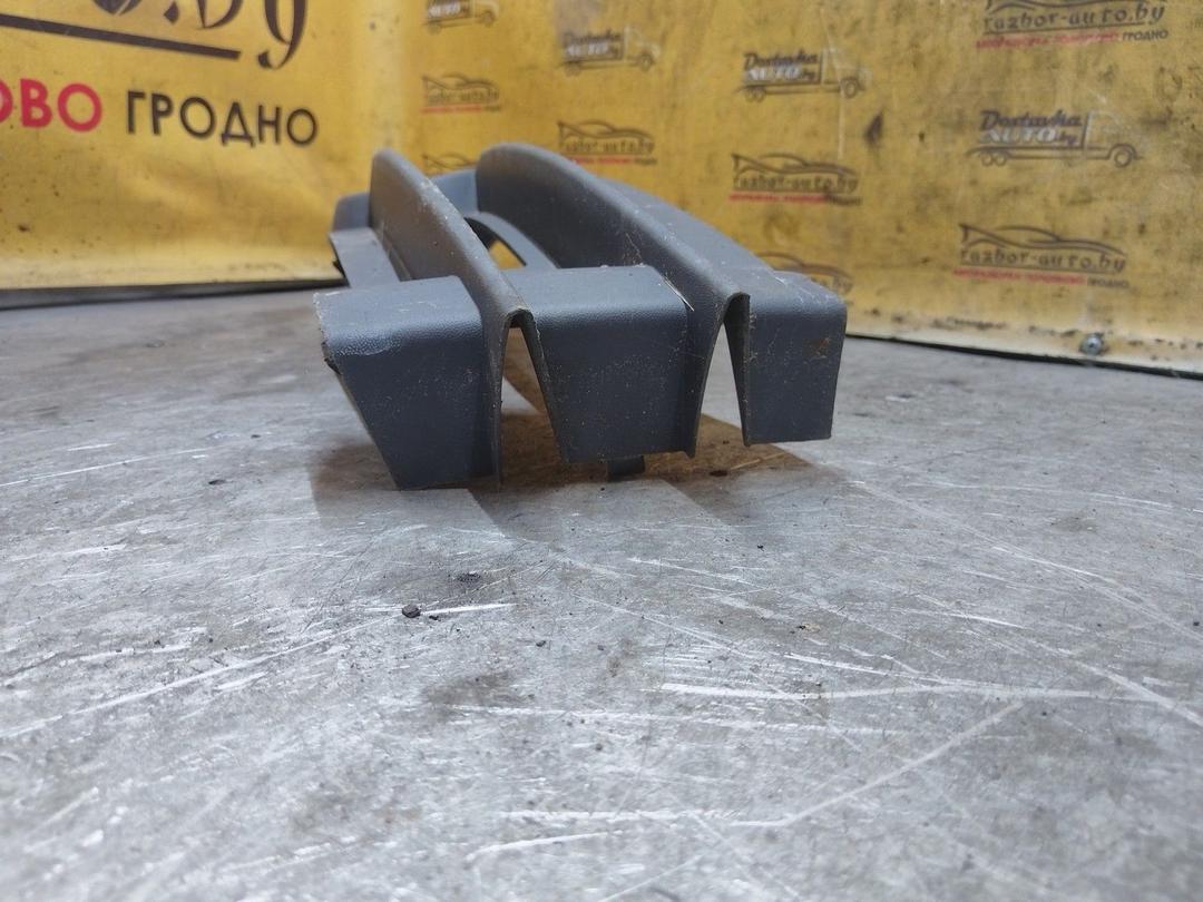 Заглушка (решетка) в бампер передний EJ08DR Volkswagen Caddy - Фото 4