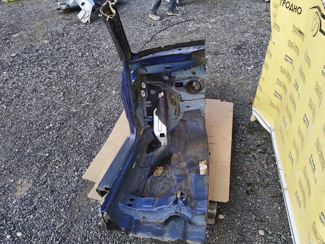 Стойка кузовная передняя левая NL8AIG Audi A4 купить в магазине запчастей бу