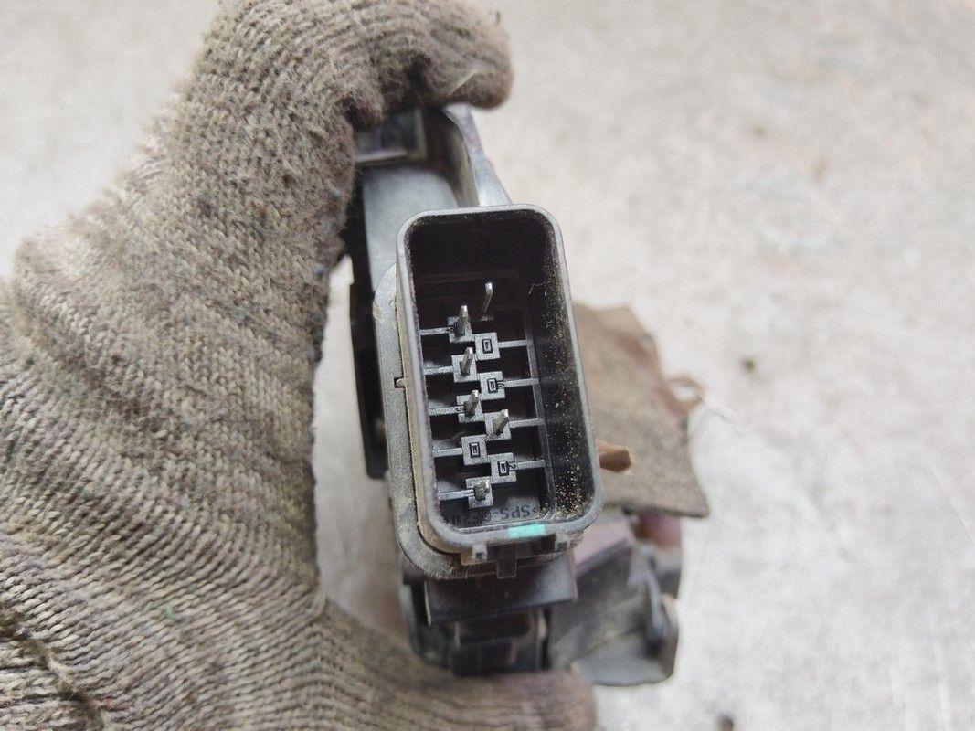 Замок двери задней левой G61RQI Mazda 3 купить с доставкой