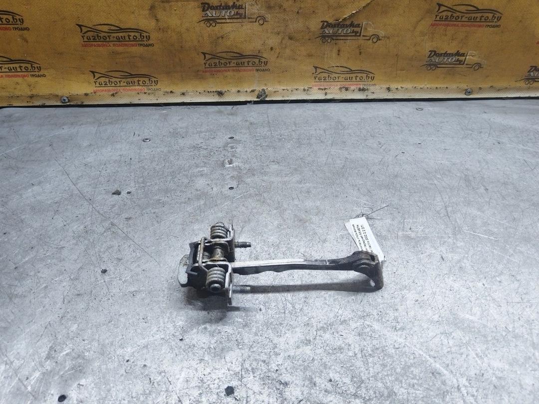 Ограничитель открывания двери передней AX467H Opel Vectra купить