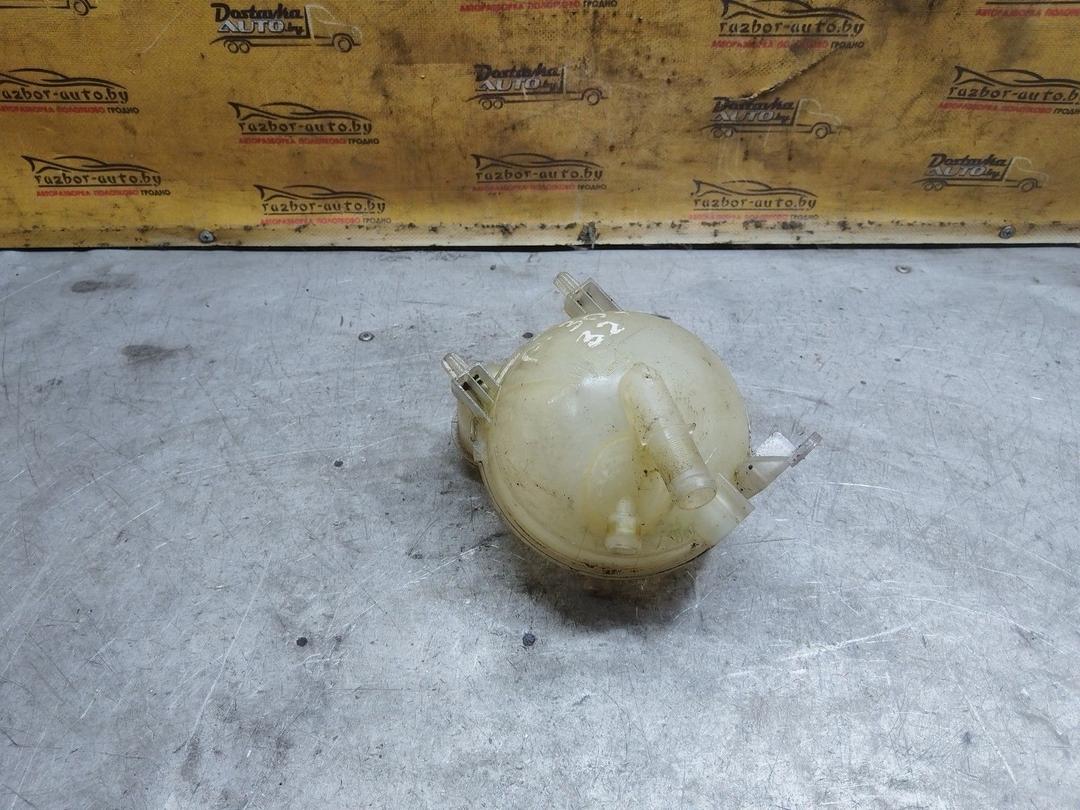 Бачок расширительный AWG57X Peugeot 307 купить в магазине запчастей бу