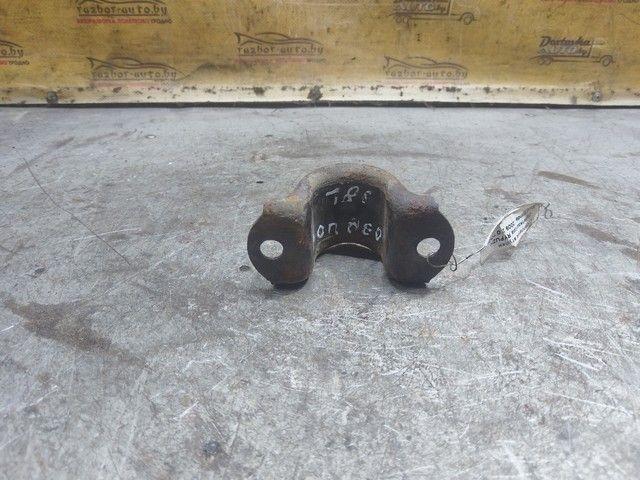 Крепление втулки стабилизатора RYPUZN Ford Mondeo купить с доставкой