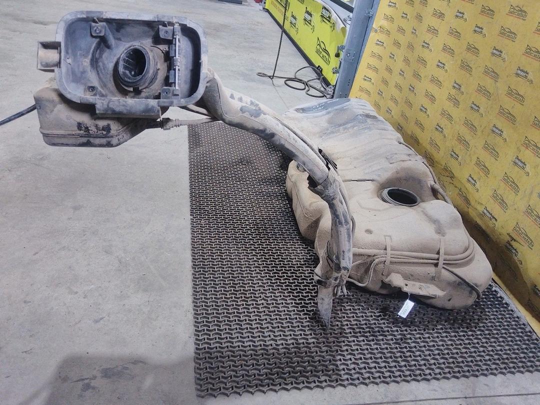 Бак топливный FBDGQ7 Peugeot 607 купить в магазине запчастей бу