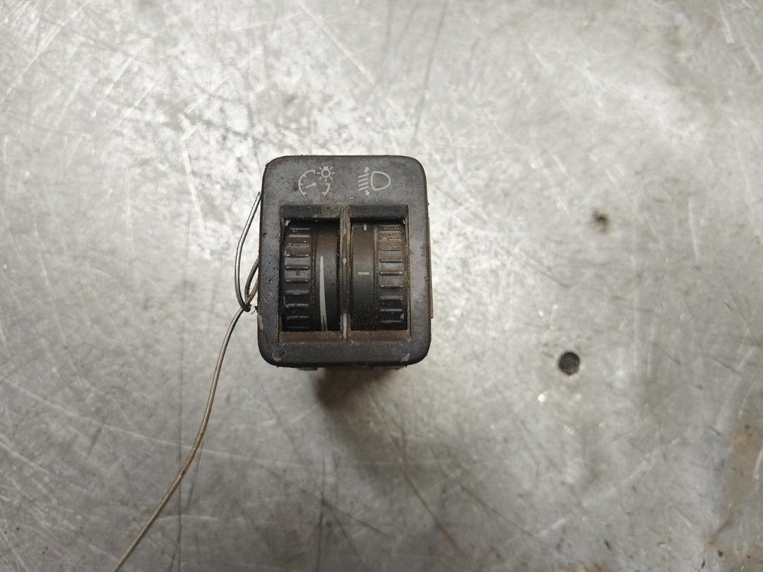 Кнопка корректора фар WULXOB Volkswagen Passat - Фото 2