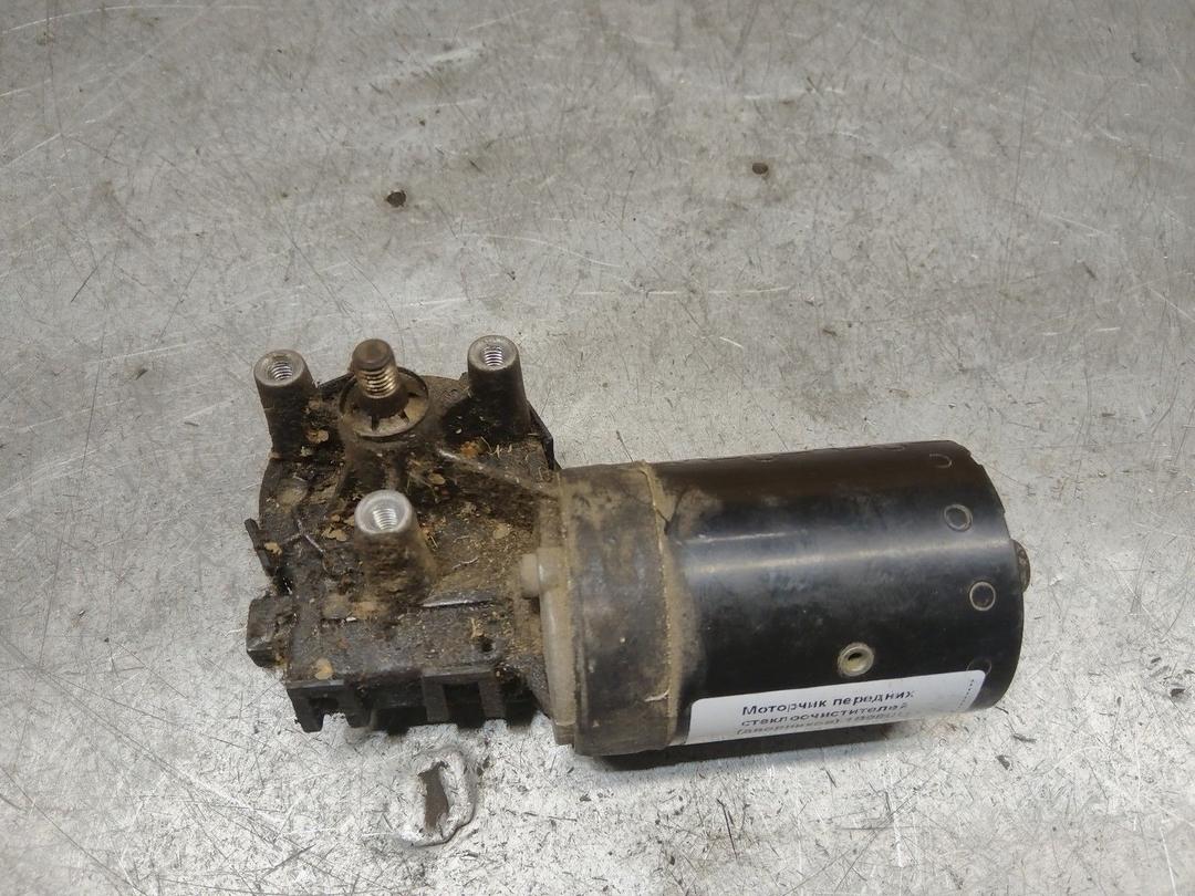 Моторчик передних стеклоочистителей (дворников) 1B98UU Volkswagen Passat