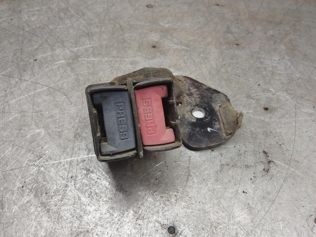 Замок ремня безопасности 9U4VMI Renault Clio - Фото 1