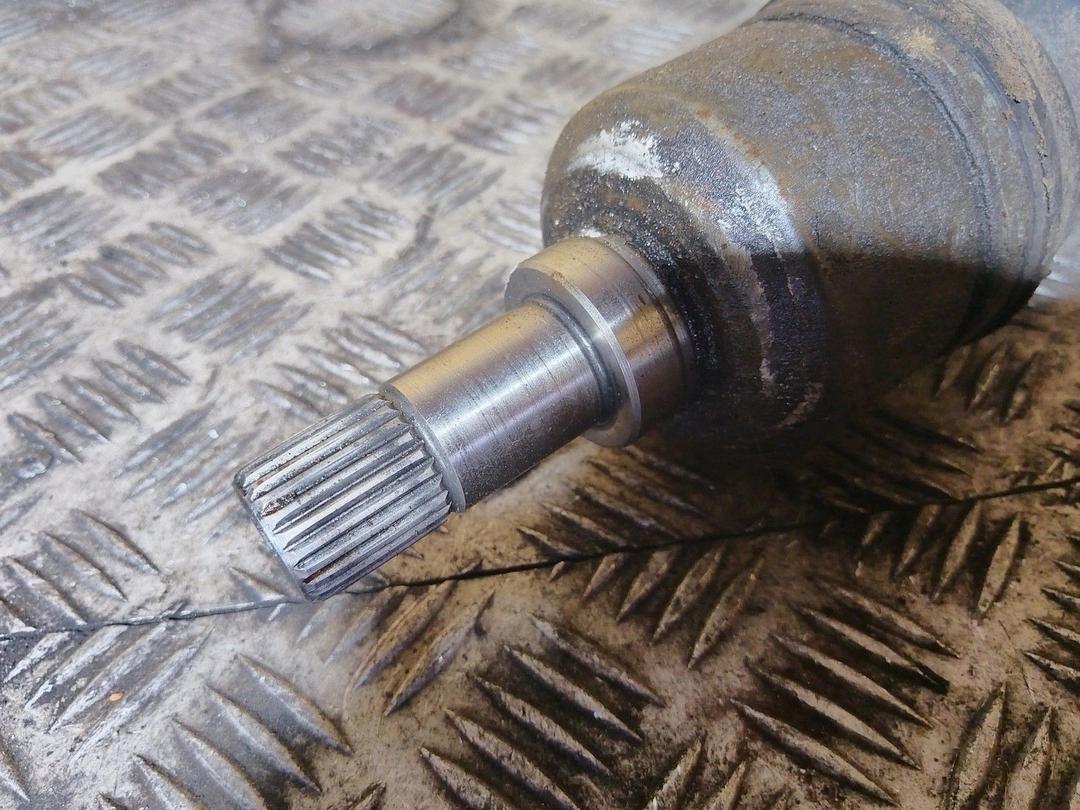 Полуось передняя левая (приводной вал, ШРУС) RC80EF Citroen Xsara Picasso купить в магазине запчастей бу