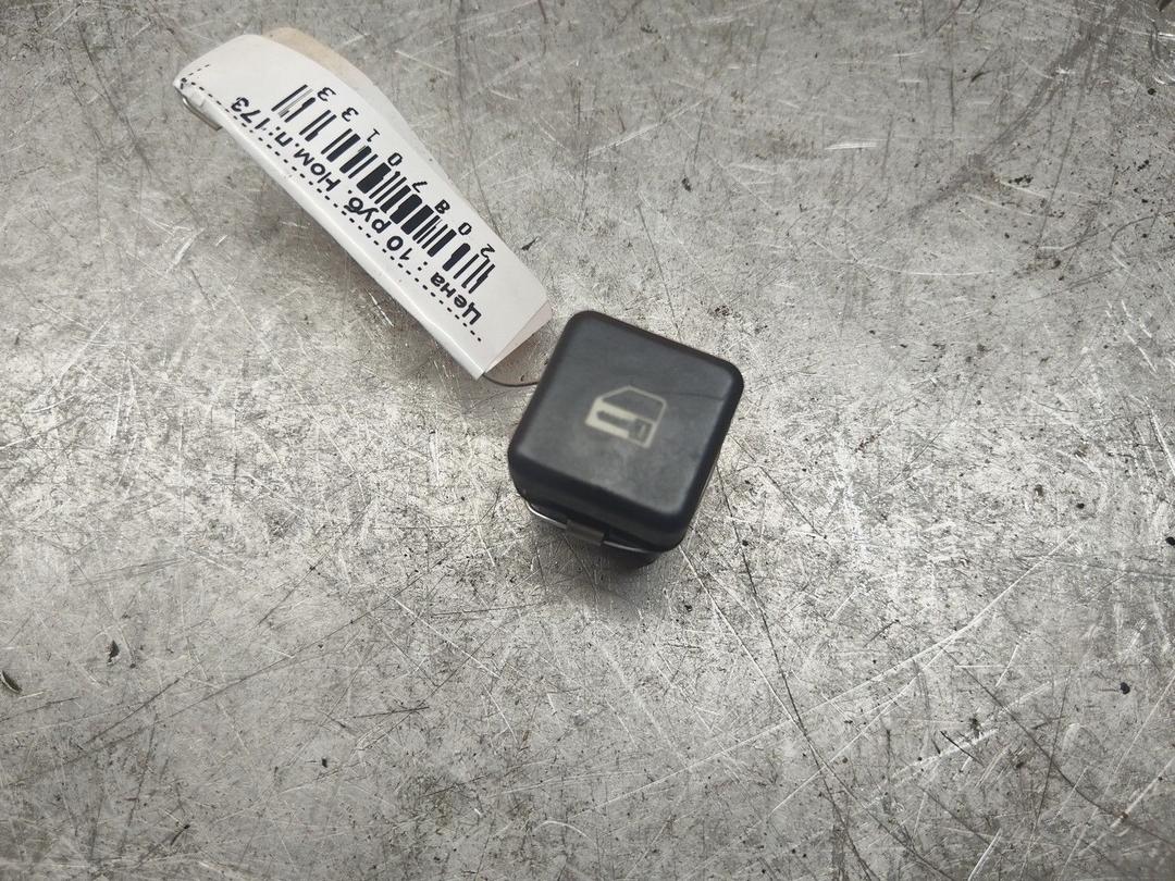 Кнопка центрального замка ZZ92OA BMW 5 E39 - Фото 1