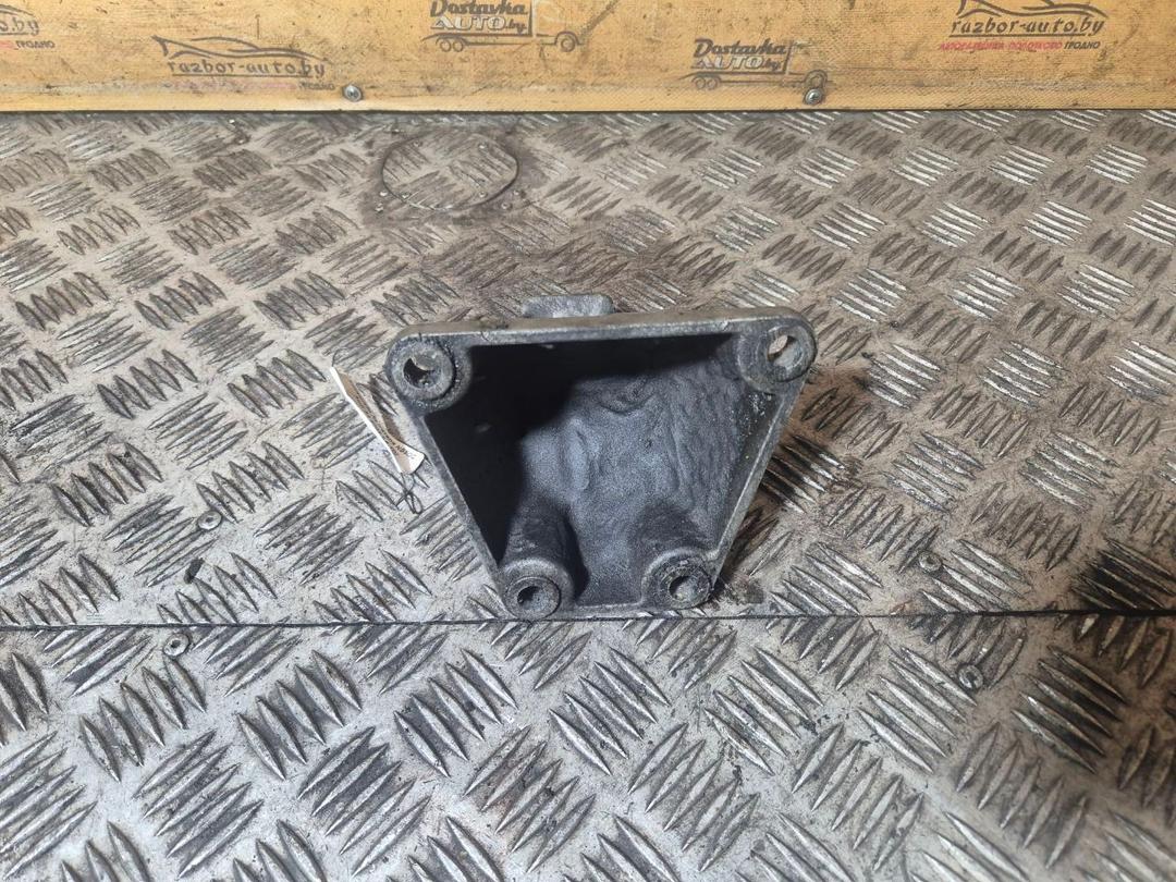 Кронштейн двигателя NB5OQ1 Audi A4 - Фото 3