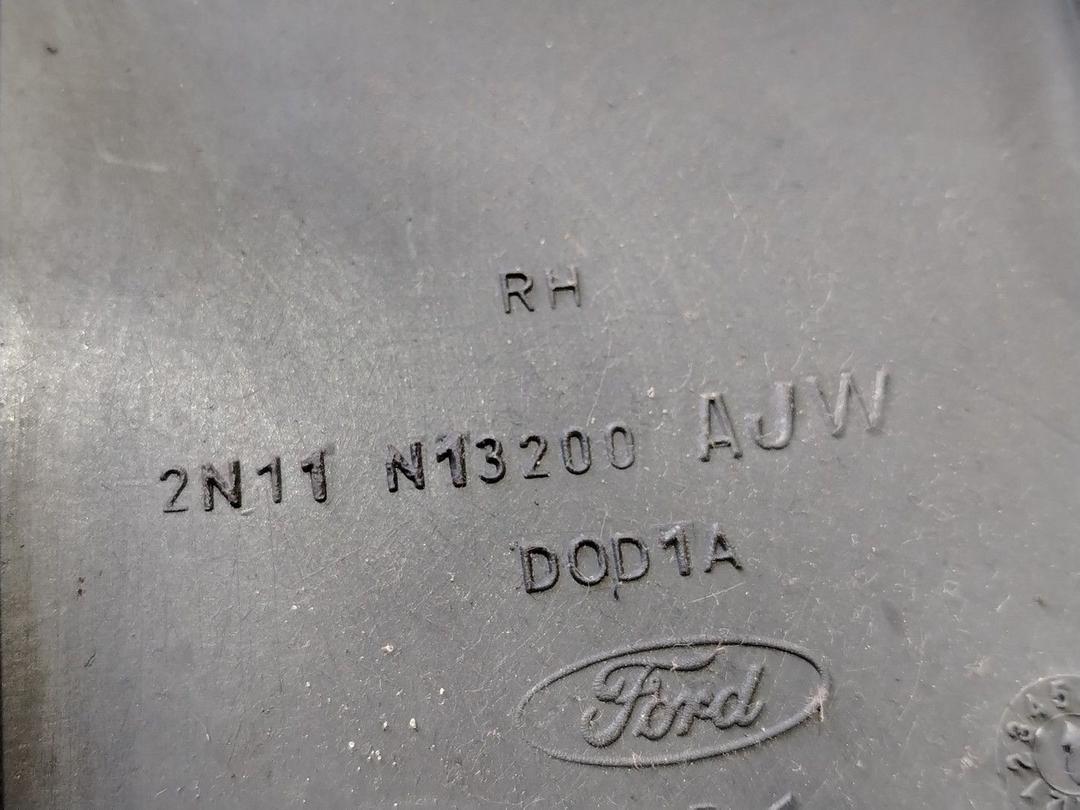 Накладка на порог внутренняя передняя правая V8XI4K Ford Fusion - Фото 5