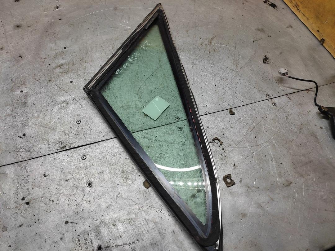 Стекло кузовное боковое левое 6UPJCJ Audi 80