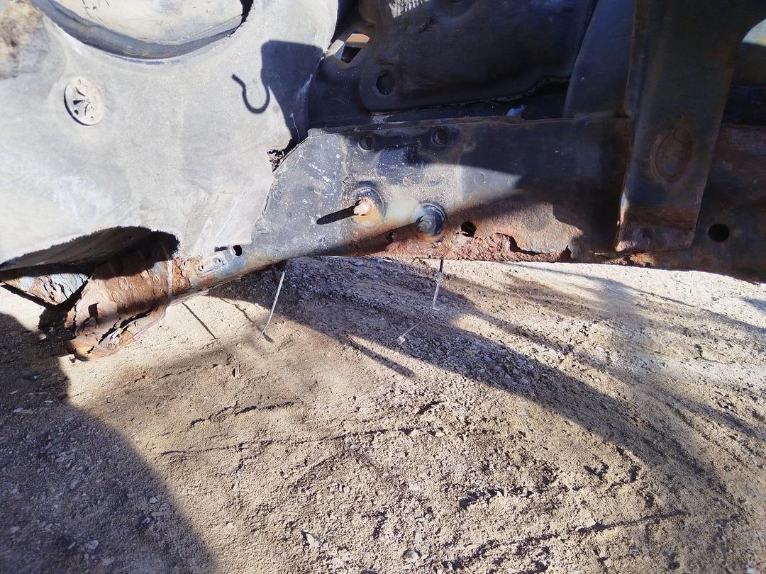 Лонжерон левый VWHRLR Seat Alhambra купить в магазине запчастей бу