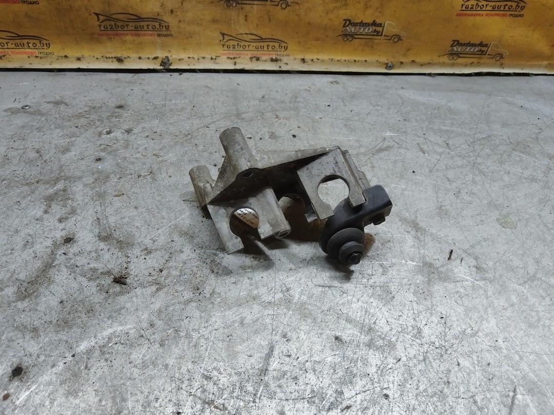 Кронштейн крепления троса КПП 6L9BK8 Honda Accord купить