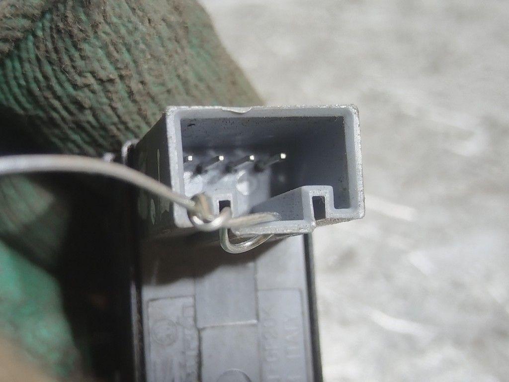 Кнопка стеклоподъемника заднего левого HBQ6ZE Volkswagen Jetta - Фото 4