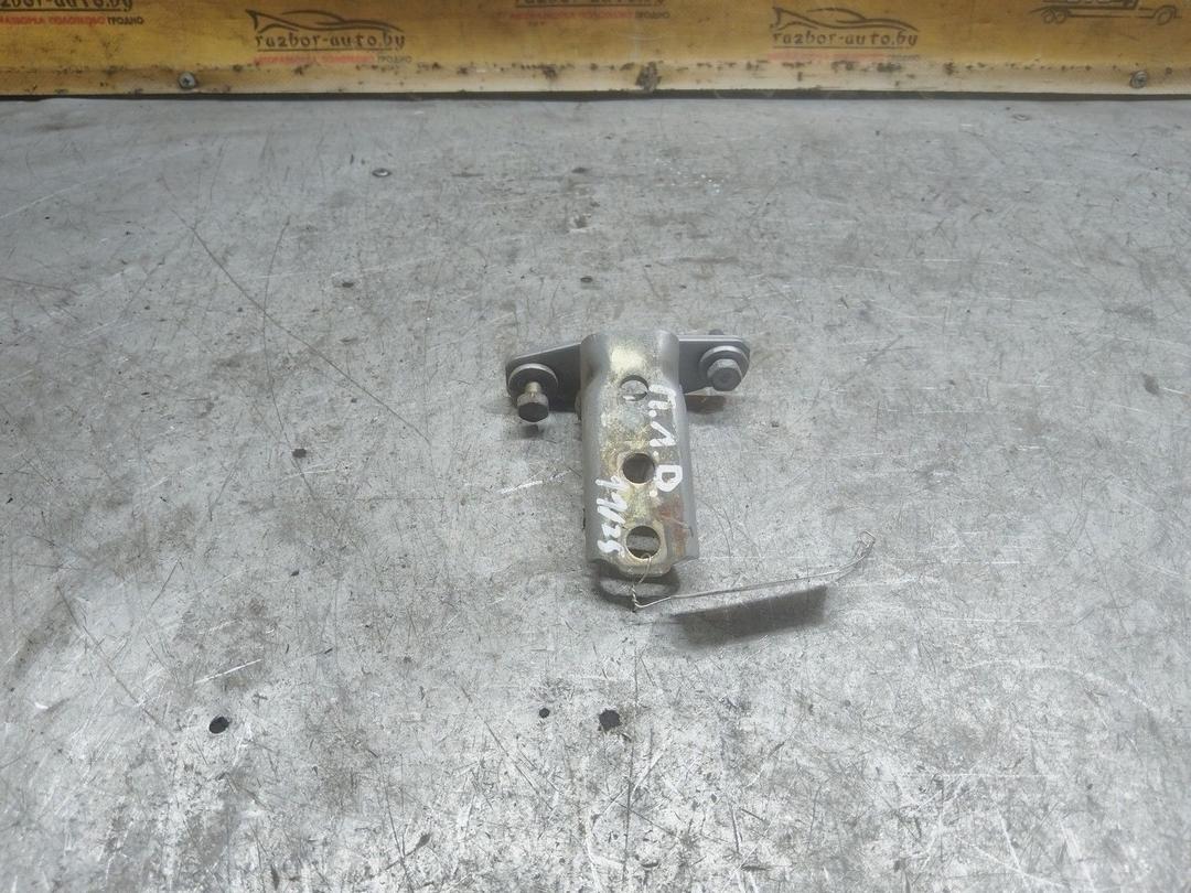 Петля двери передней левой UAVDPA Mitsubishi Grandis купить с доставкой