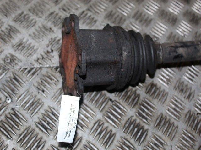 Полуось передняя правая (приводной вал, ШРУС) F34L2N Audi A4 купить