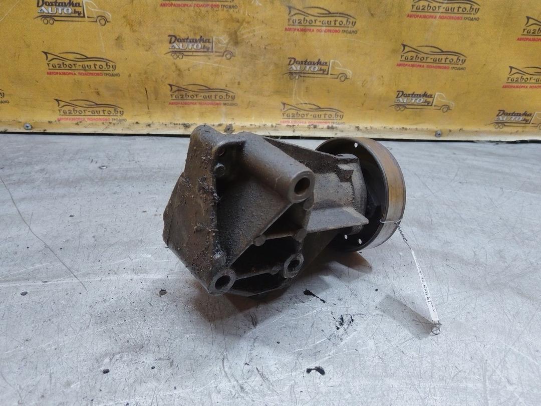 Кронштейн вискомуфты 3P32RW Audi 100 купить с доставкой