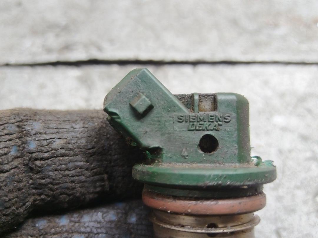 Форсунка 4AIPZY Renault Espace купить в магазине запчастей бу