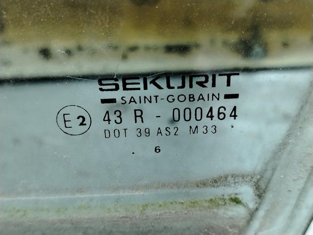 Стекло двери передней левой GUXRHK Peugeot 106 - Фото 2