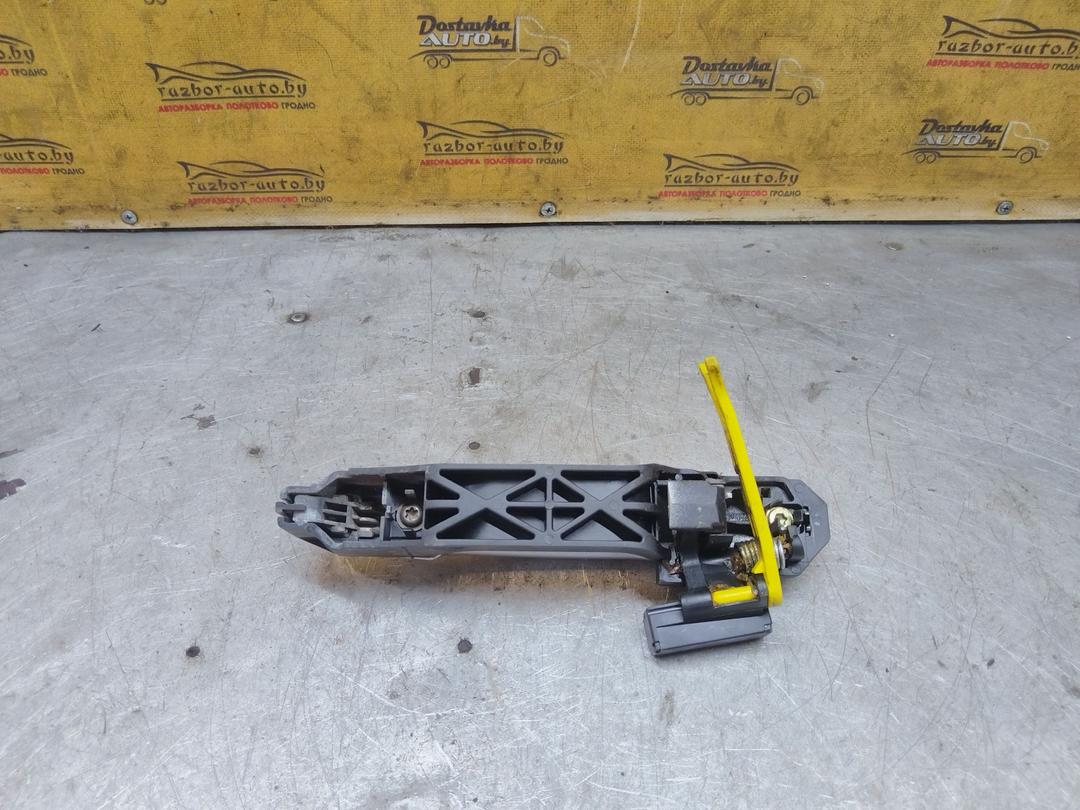 Ручка наружная задняя левая O8MG51 Toyota Avensis купить на авторазборке