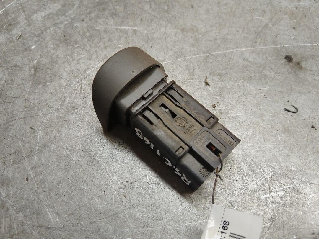 Кнопка аварийной сигнализации WEDDT1 Renault Scenic купить с доставкой