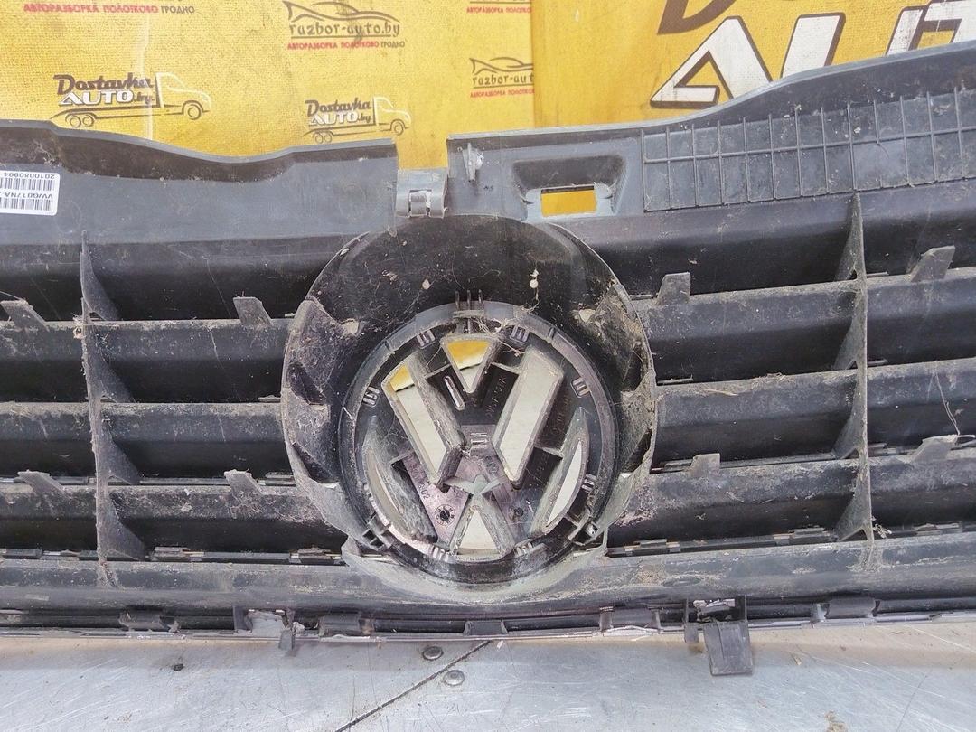 Решетка радиатора 1EQN5L Volkswagen Passat - Фото 6