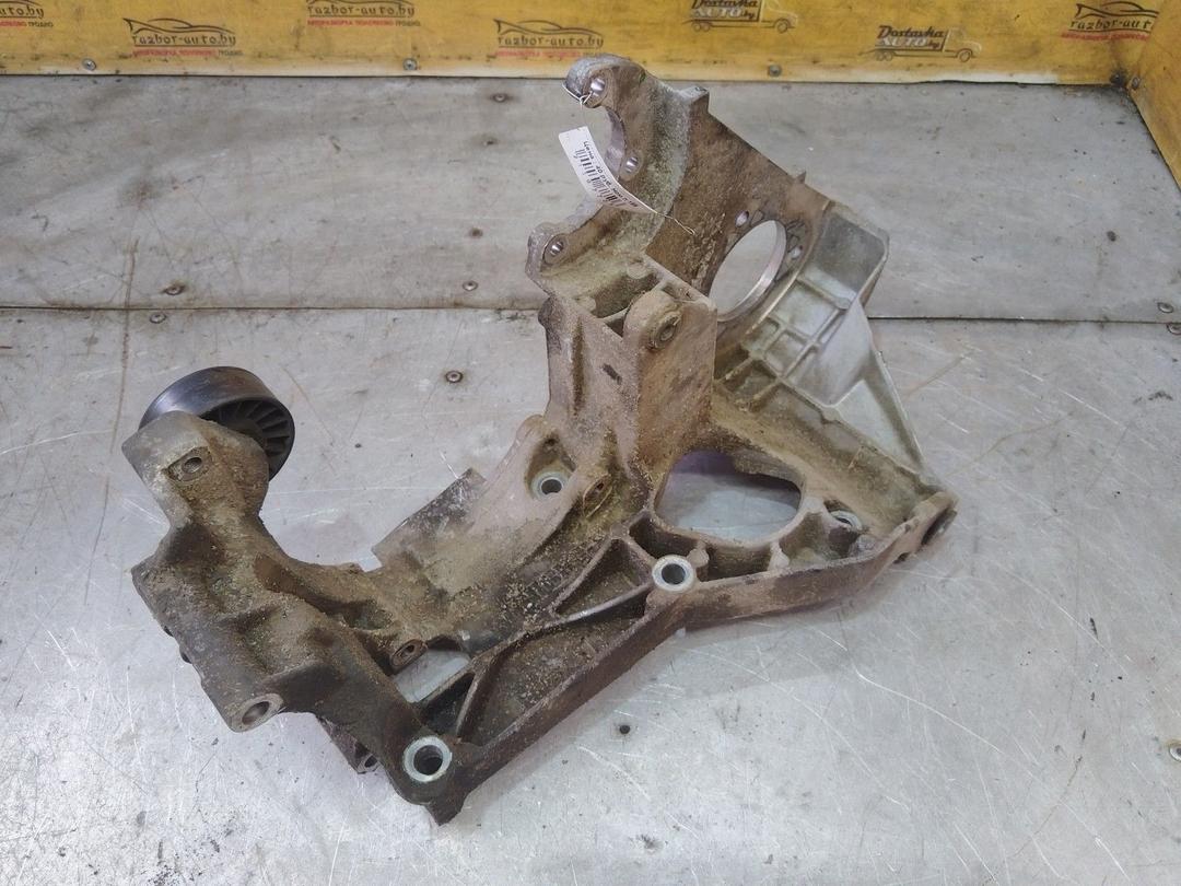 Кронштейн генератора SPJDFC Volkswagen Golf - Фото 3