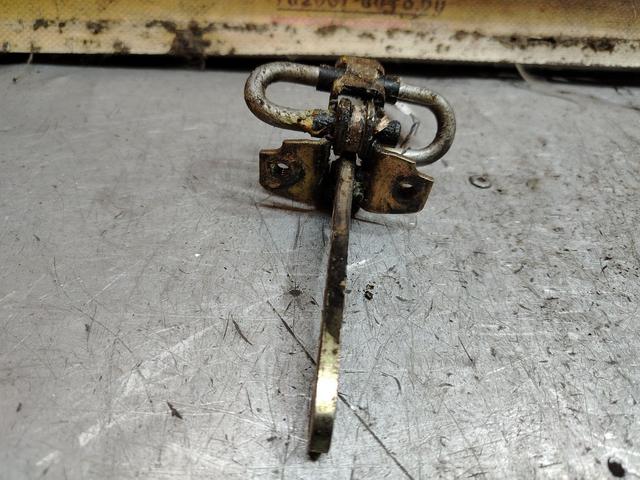 Ограничитель открывания двери передней FR4647 Alfa Romeo 146 - Фото 3