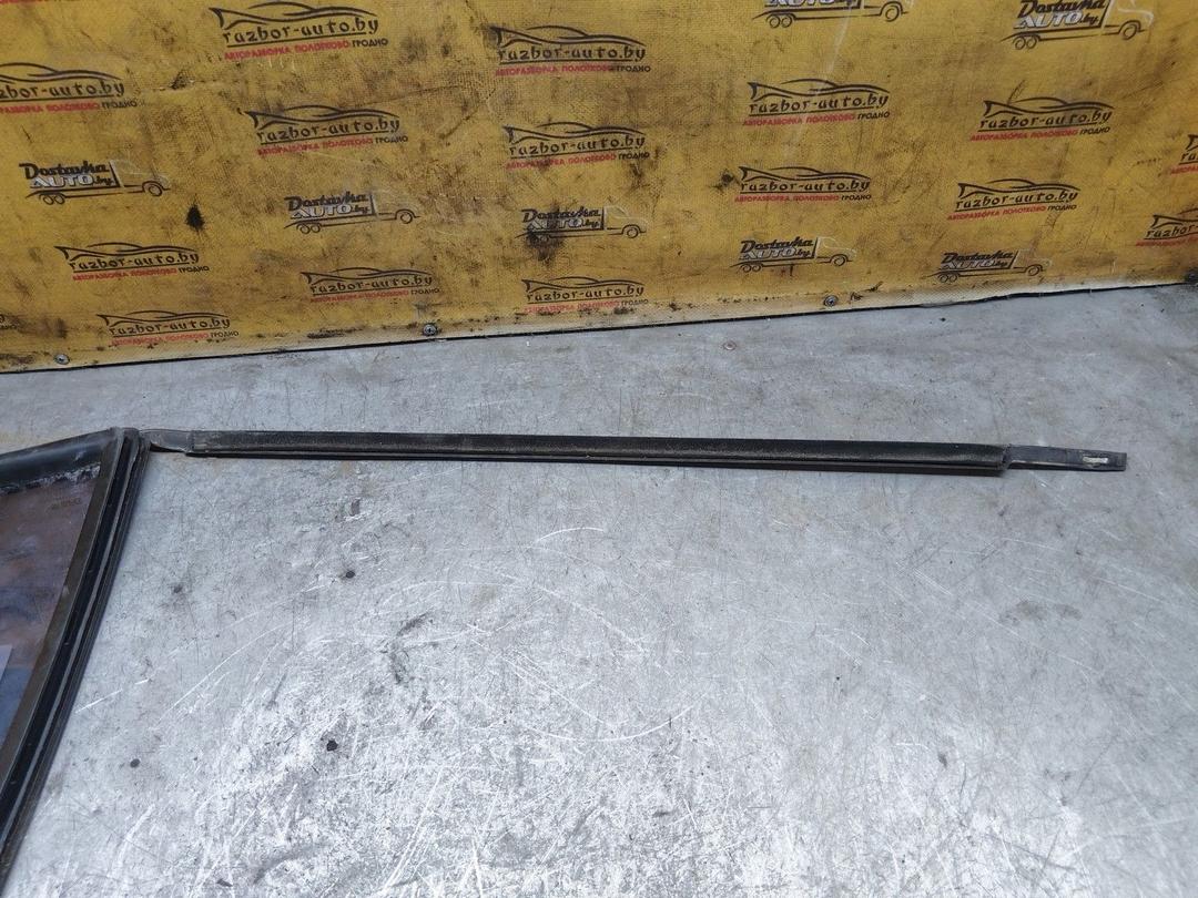 Стекло двери задней правой LHU7X9 Seat Toledo купить на авторазборке