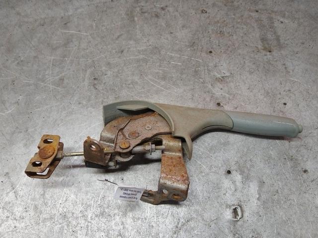 Рычаг ручного тормоза (ручника) RFCHA3 Toyota Yaris Verso купить