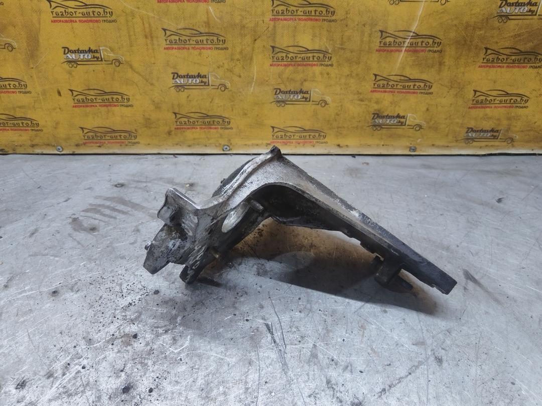 Крепление ТНВД TJ5WK7 Peugeot 406 купить с доставкой