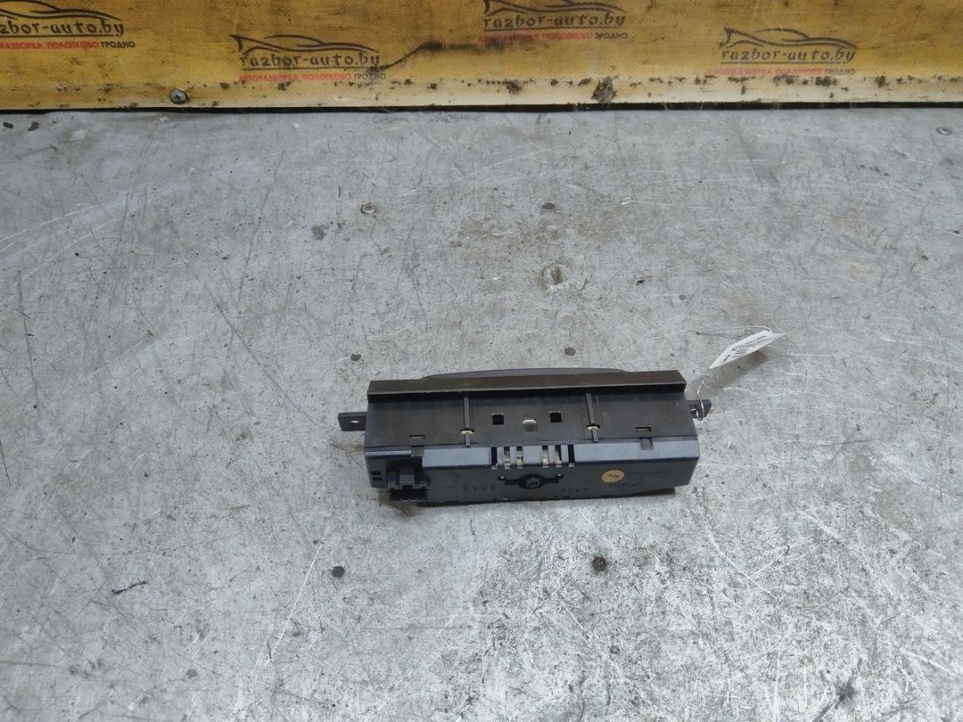 Часы 1Z1GFF Mitsubishi Carisma купить на авторазборке