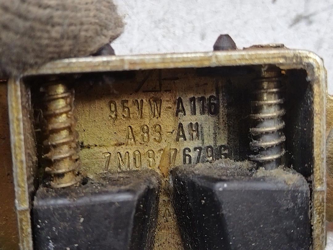 Замок багажника H87PYW Volkswagen Sharan купить