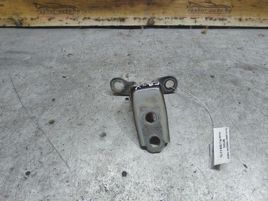 Петля двери передней левой B5T3MO Honda FR-V - Фото 1
